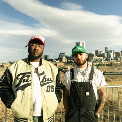 DVNEHPPY outside blue sky