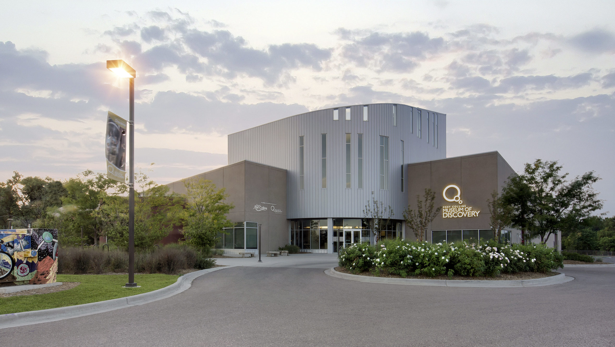 Fort Collins Museum of Discovery Illuminated sign exterior Photo by Tim Ohara Photography 